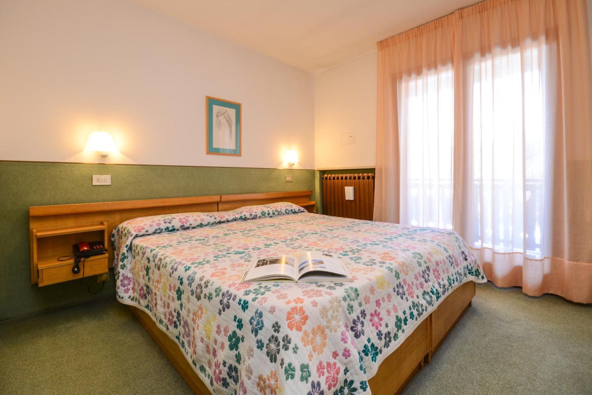Hotel Splendor Фольгарида Экстерьер фото